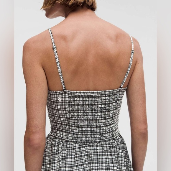 🆕🖤 Lululemon Seersucker Check Ruched Midi Dress - Blister Check White Black - Picture 2 of 6